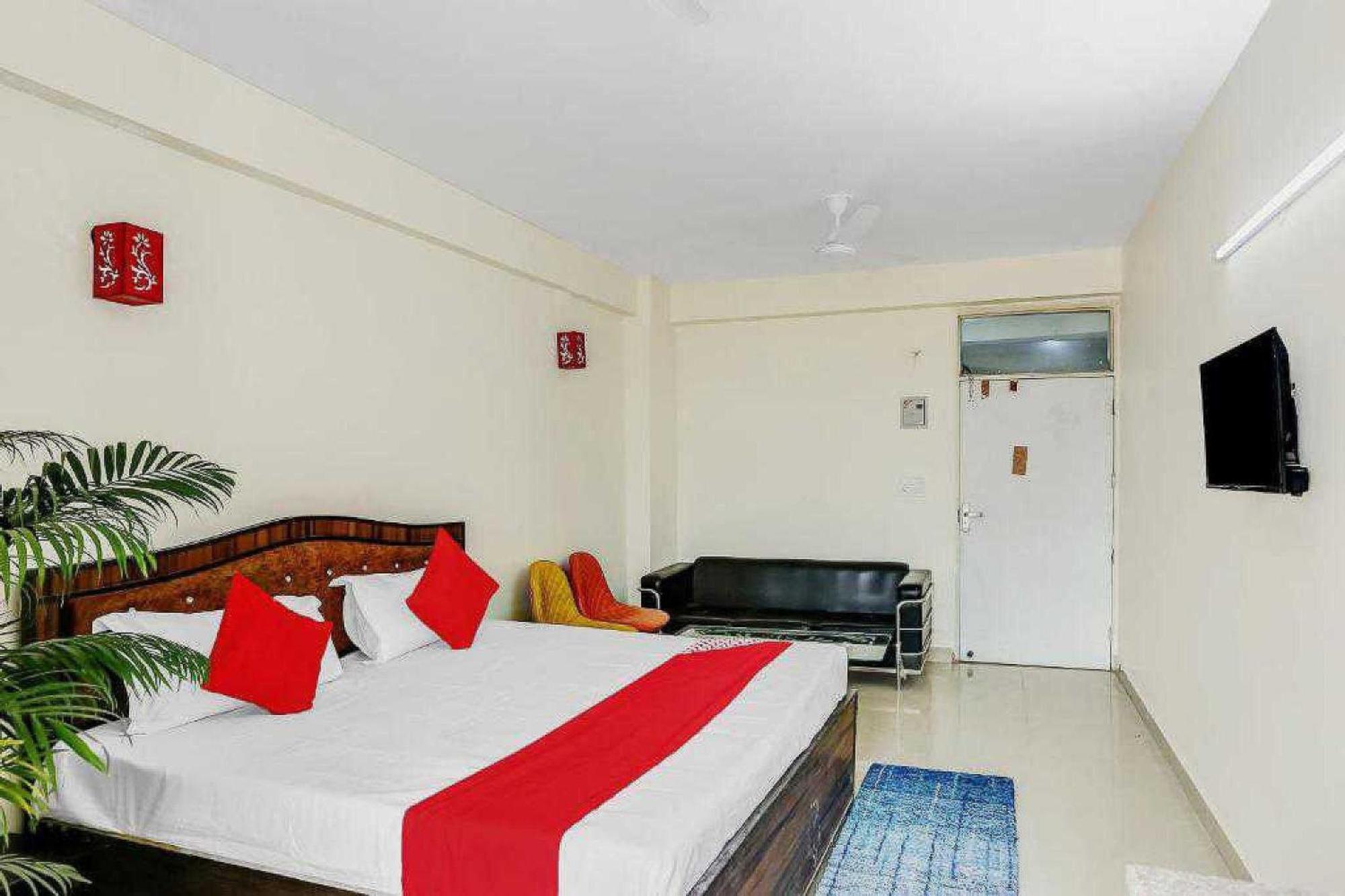 Hotel O Krishna Orchid Near Noida Sector 81 Metro Station Exterior photo