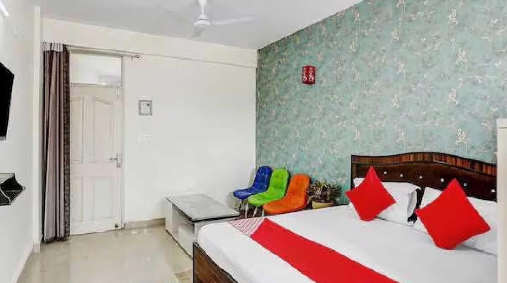 Hotel O Krishna Orchid Near Noida Sector 81 Metro Station Exterior photo
