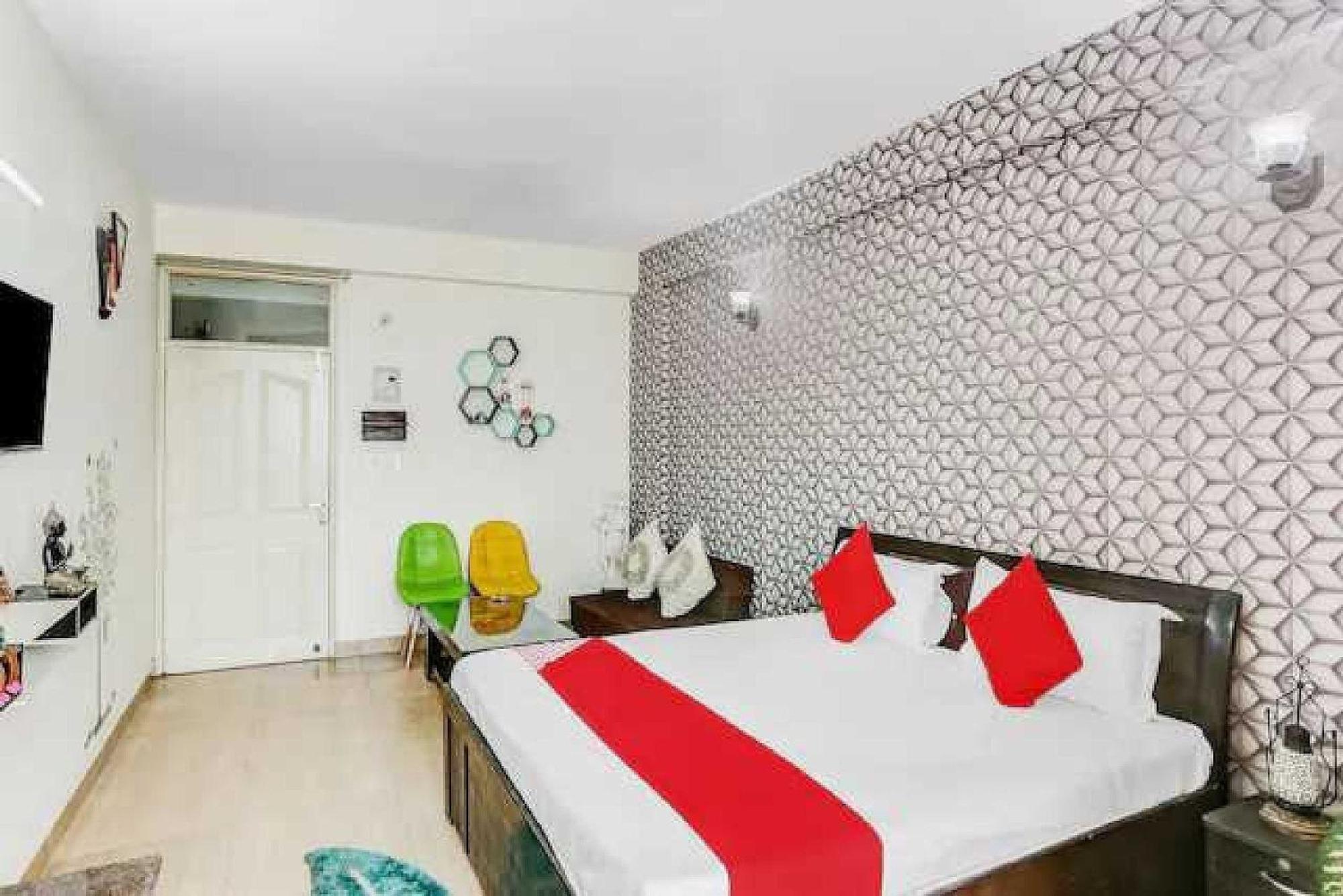 Hotel O Krishna Orchid Near Noida Sector 81 Metro Station Exterior photo